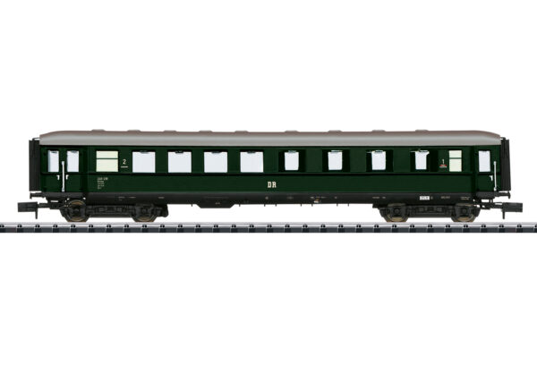Trix 18425 <br>Personenwagen AB4ümpe Nahverkehrswagen 1./2.Kl. DR | 18425