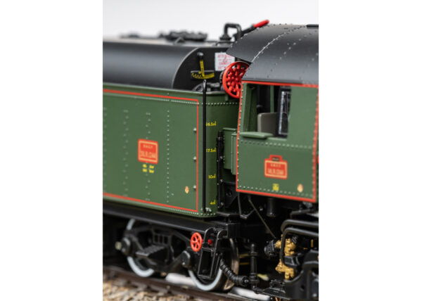 Märklin 38141 <br>Dampflokomotive BR 141 R 1244 | 38141 12