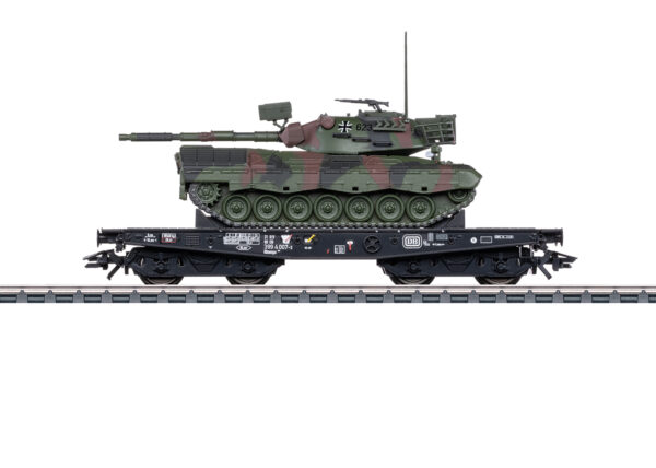 Märklin 48879 <br>Schwerlast-Flachwagen Rlmmps Leo 1A1